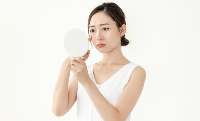 目尻と目元のシワの原因は 公式 ハーリス化粧品 目尻と目元のシワの原因は 公式 ハーリス化粧品